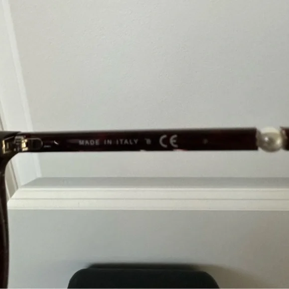 CHANEL Burgundy Acetate Butterfly Pearl Sunglasses 5394-H - Picture 11 of 11
